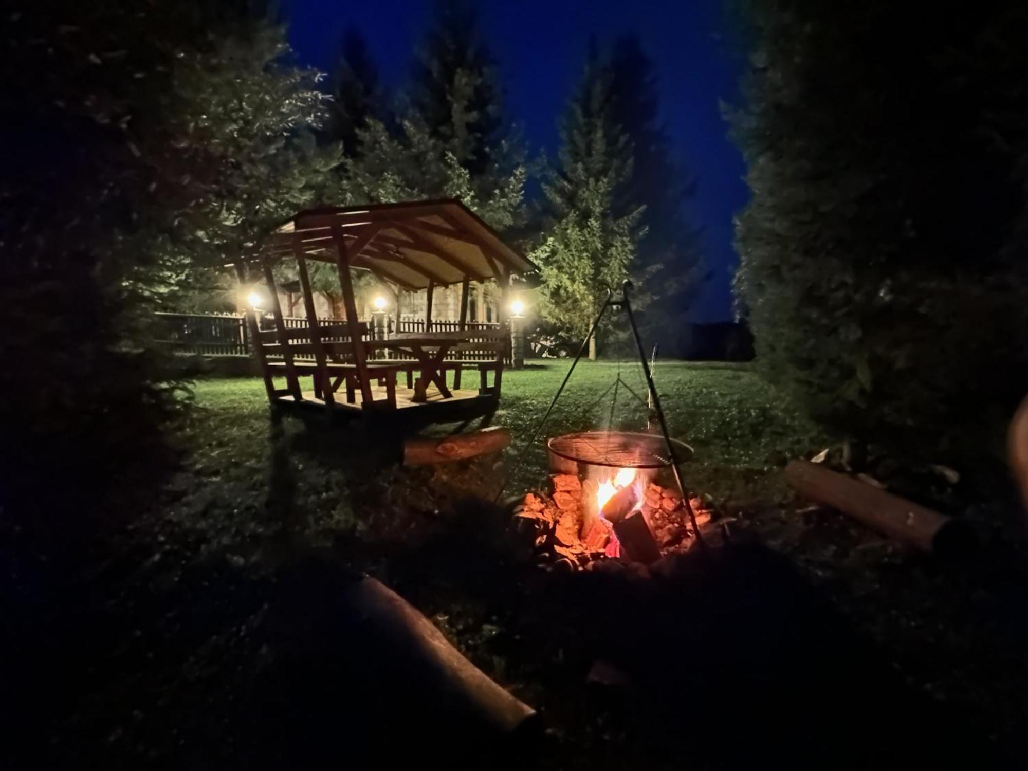 Urocza Chata Z Sauna W Bieszczadzkim Parku Krajobrazowym Bukowiec  Exteriör bild