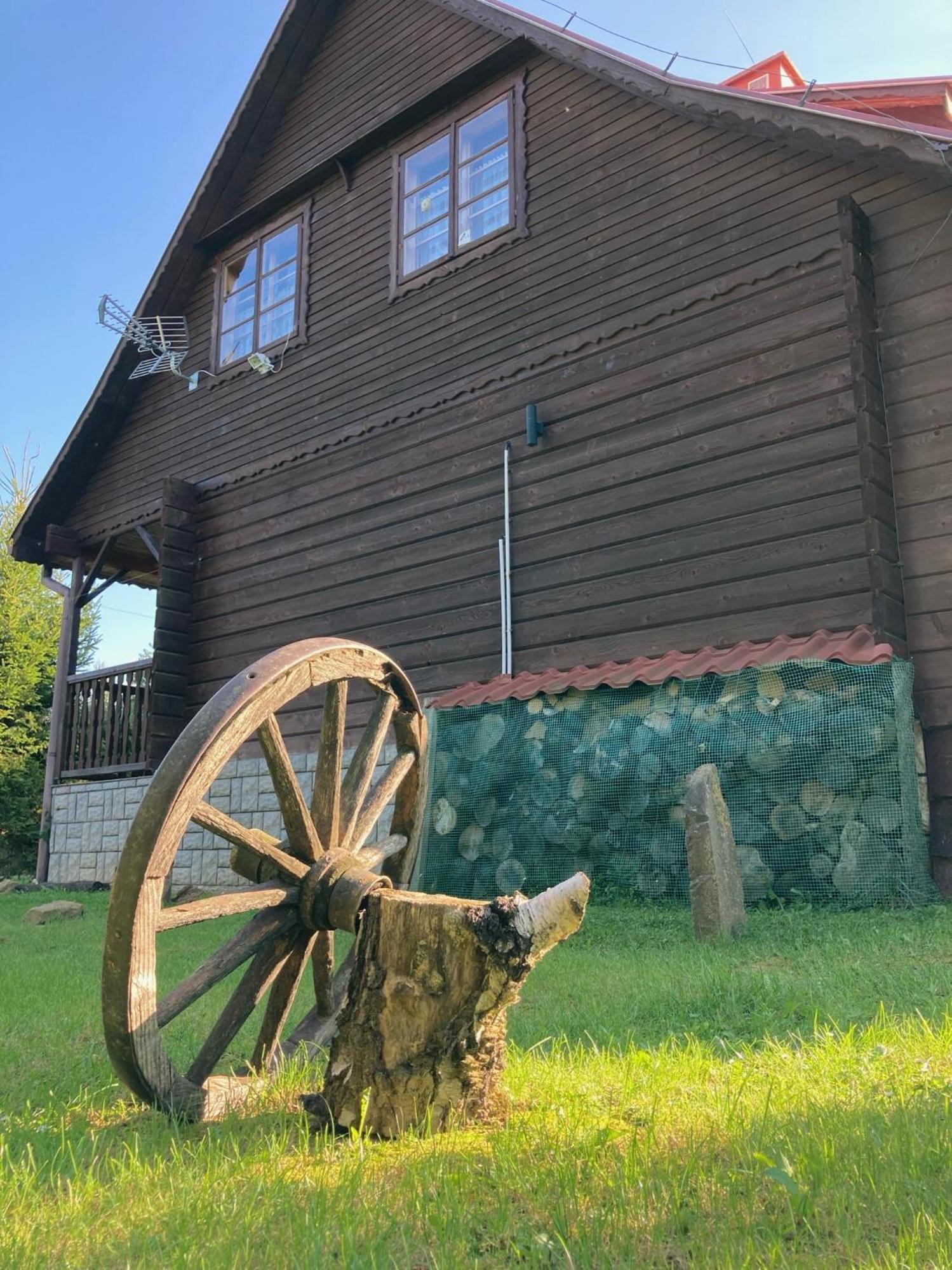 Urocza Chata Z Sauna W Bieszczadzkim Parku Krajobrazowym Bukowiec  Exteriör bild